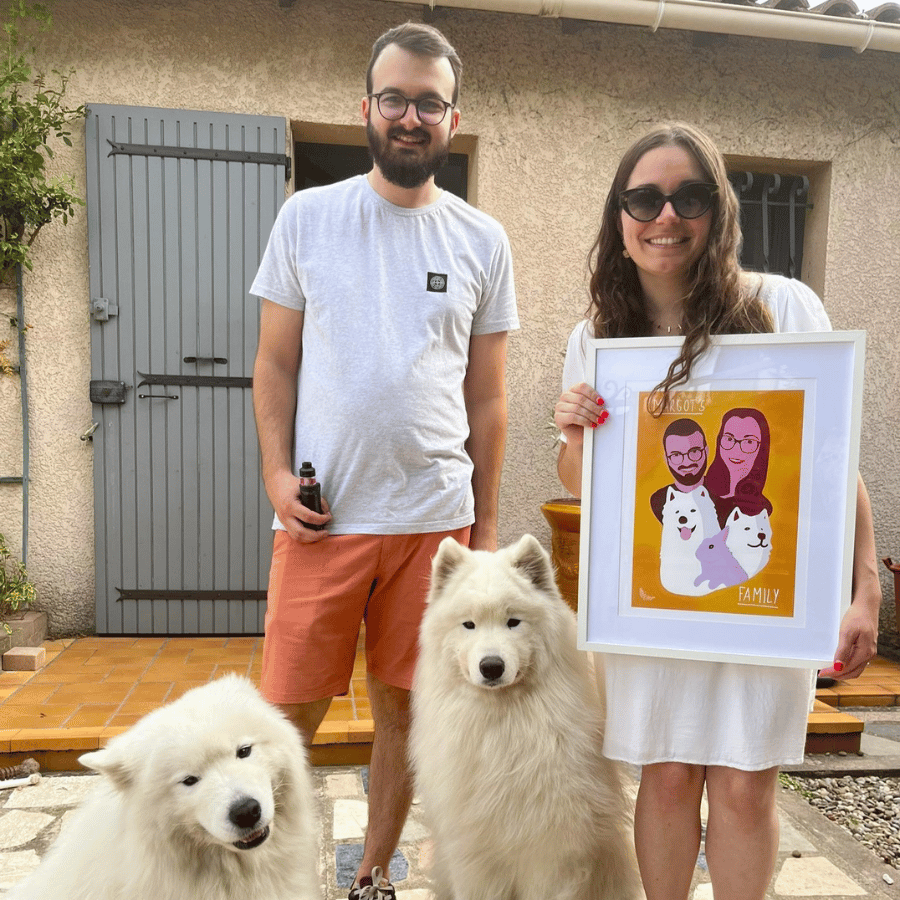 Happy couple photo with there personalized portrait done by Amélimón for a birthday